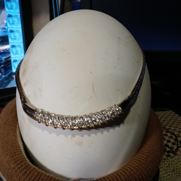 Necklace - Picture 2 of 2